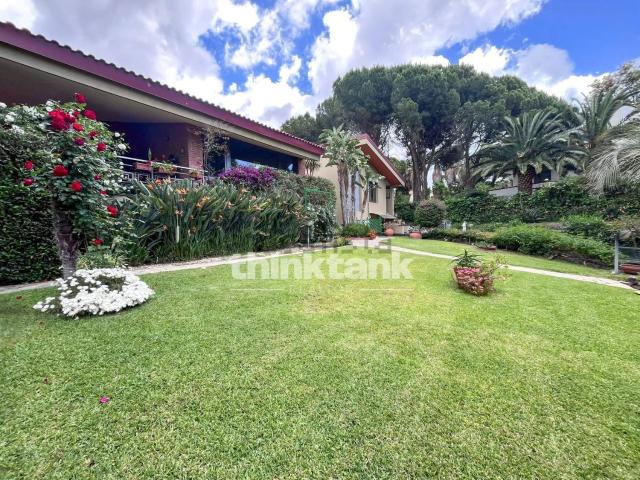 Case e ville in vendita di 480 m² in Via Gaetano Sanfilippo