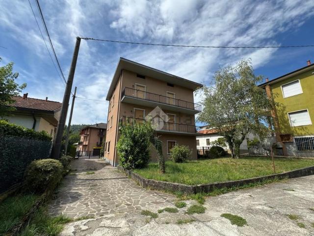 Case e ville in vendita di 481 m² in Via Ramera, 68