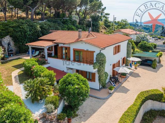 Case e ville in vendita di 482 m² in Via Sant&apos Antonio