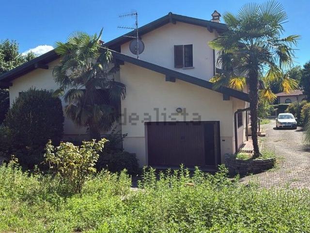 Case e ville in vendita di 483 m² in Via M. Buonarroti, 20