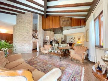Case e ville in vendita di 488 m² in Via Beata Eustochio, 2
