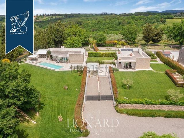 Case e ville in vendita di 494 m²