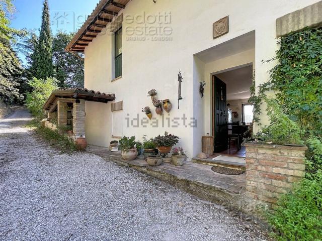 Case e ville in vendita di 495 m²