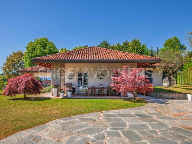 Case e ville in vendita di 495 m² in Località Piano