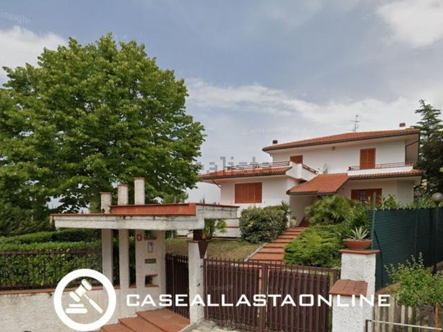 Case e ville in vendita di 496 m² in Via Boncore