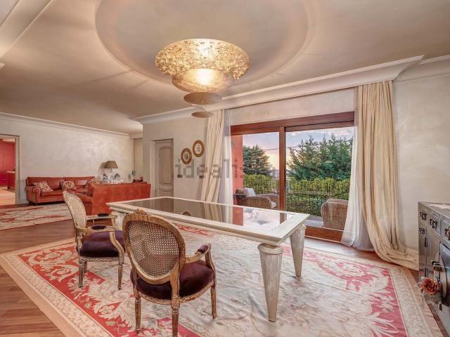 Case e ville in vendita di 500 m²