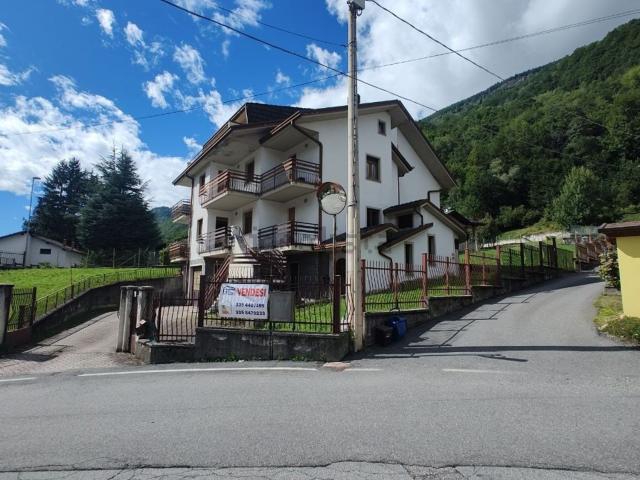 Case e ville in vendita di 500 m²