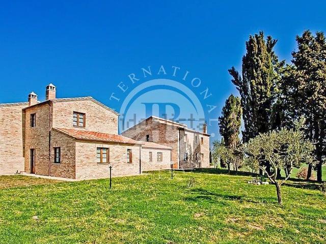 Case e ville in vendita di 500 m²
