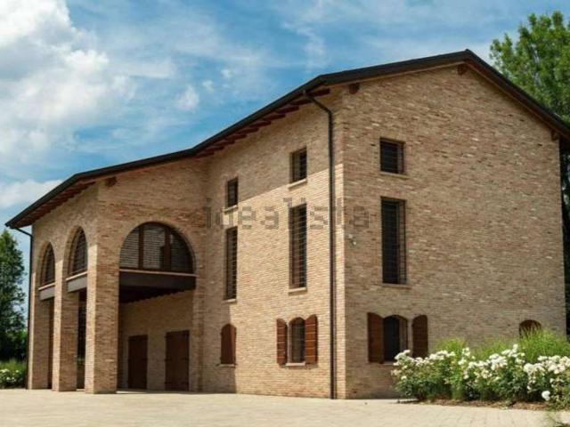 Case e ville in vendita di 500 m²