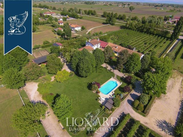 Case e ville in vendita di 500 m²
