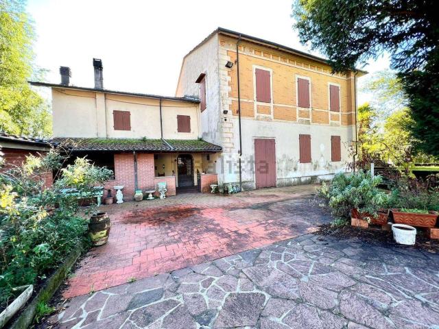 Case e ville in vendita di 500 m²