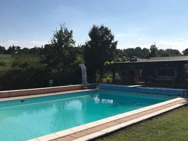 Case e ville in vendita di 500 m²