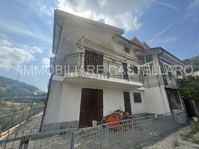 Case e ville in vendita di 500 m²