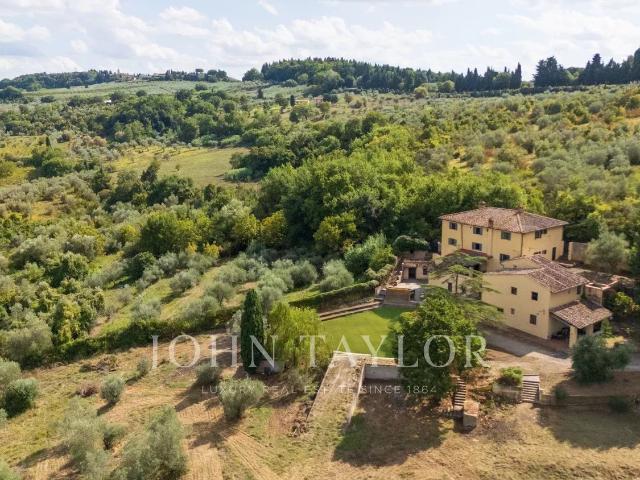 Case e ville in vendita di 500 m²