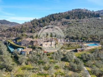 Case e ville in vendita di 500 m²
