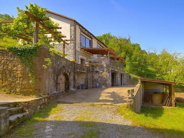 Case e ville in vendita di 500 m²