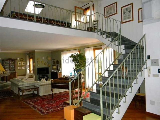 Case e ville in vendita di 500 m²