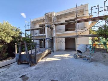 Case e ville in vendita di 500 m² in Via Giovanni Alcozer, 27