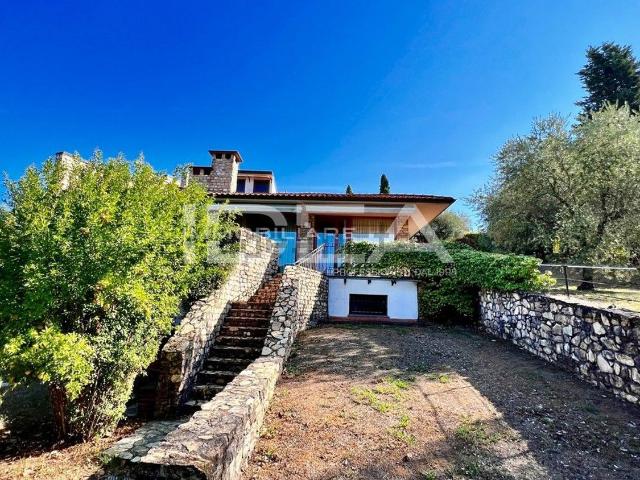 Case e ville in vendita di 500 m² in Via della Pieve Santo Stefano