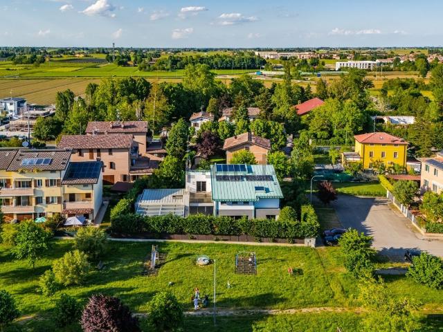 Case e ville in vendita di 500 m² in Via Fossa Signora