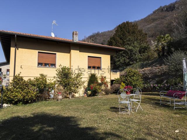 Case e ville in vendita di 500 m² in Via Franzosi, 34