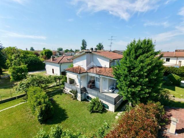 Case e ville in vendita di 500 m² in Via Leonardo da Vinci, 14