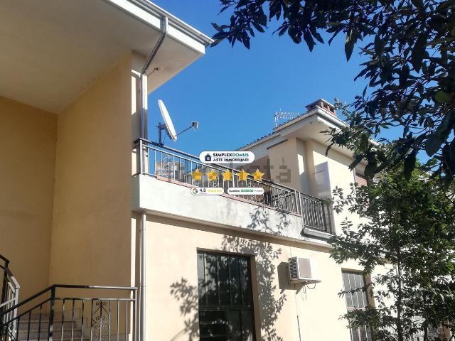 Case e ville in vendita di 500 m² in Via San Defendente