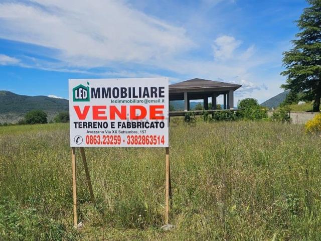 Case e ville in vendita di 500 m² in Via Palentina