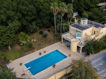 Case e ville in vendita di 500 m² in Viale Margherita di Savoia