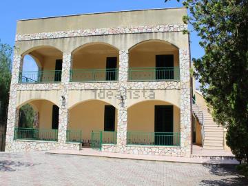 Case e ville in vendita di 500 m² in Contrada Forgia