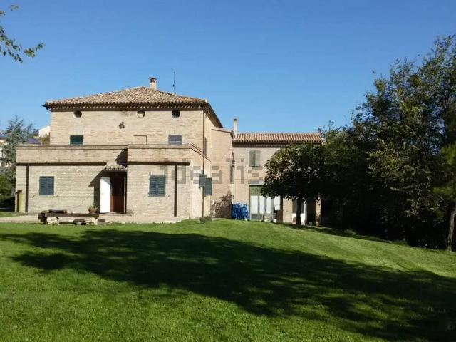 Case e ville in vendita di 500 m² in Contrada Santa Croce