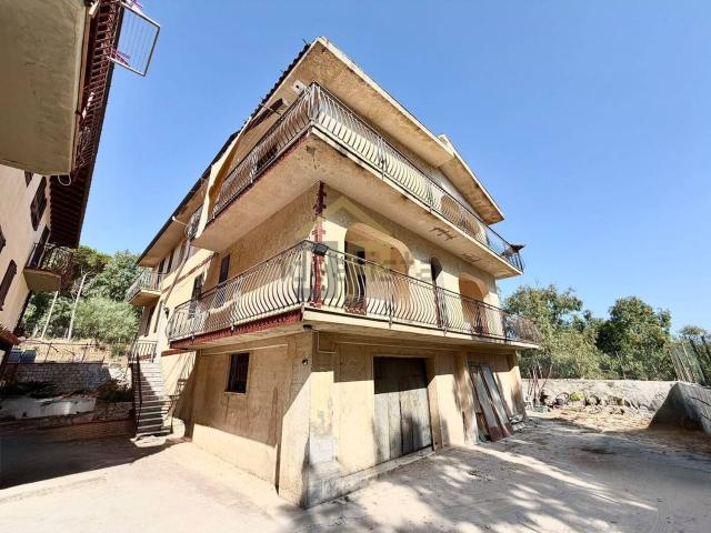 Case e ville in vendita di 500 m² in Contrada Sicciarotta