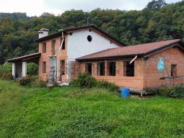Case e ville in vendita di 500 m²