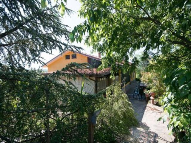 Case e ville in vendita di 300 m² in Piazzetta della Chiesa