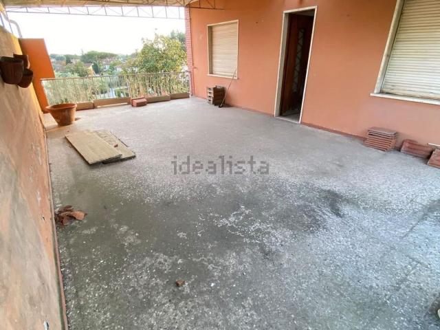 Case e ville in vendita di 500 m² in Strada Comunale di Monteverde, 22
