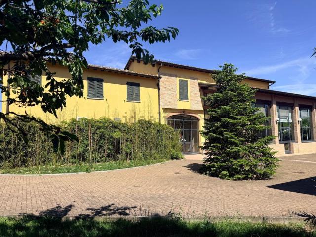 Case e ville in vendita di 500 m² in Strada Nuova di Coloreto
