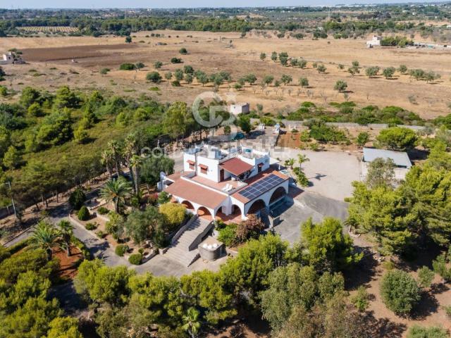 Case e ville in vendita di 500 m² in Strada vicinale Monaci