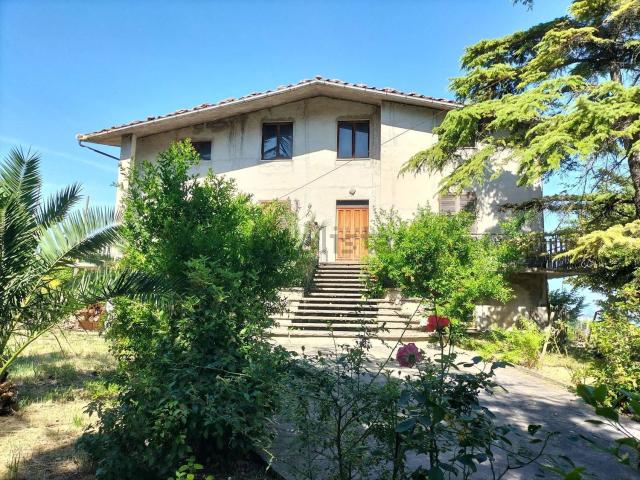 Case e ville in vendita di 501 m² in Contrada Gioncare