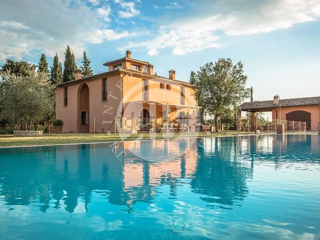 Case e ville in vendita di 502 m²
