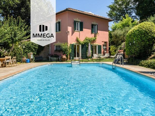 Case e ville in vendita di 502 m² in Via Percenna