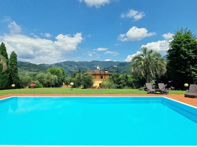 Case e ville in vendita di 504 m² in Via di Santo Stefano di Moriano, 617