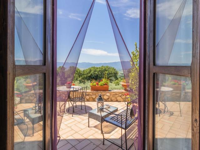 Case e ville in vendita di 504 m² in Località Villa Tizzi, 4