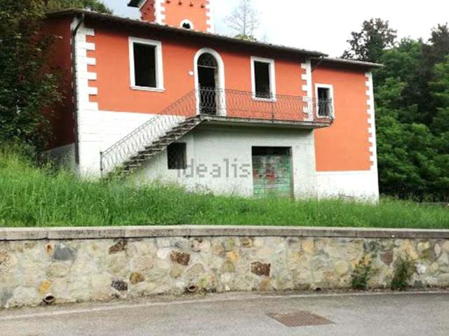 Case e ville in vendita di 506 m² in Località Canali