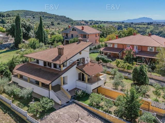 Case e ville in vendita di 508 m² in Via Stefano Gelsomini