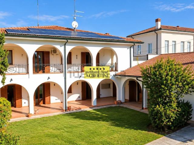 Case e ville in vendita di 509 m² in Piazza renato bolognese, 2