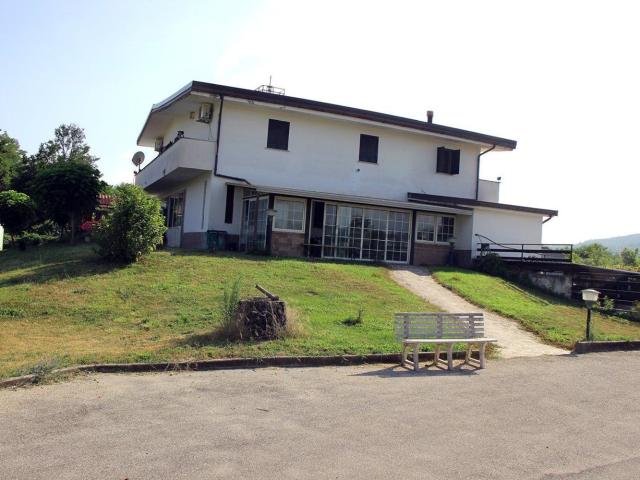 Case e ville in vendita di 510 m²