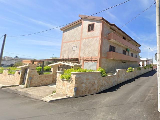 Case e ville in vendita di 510 m² in Via Matilde Serao, 18