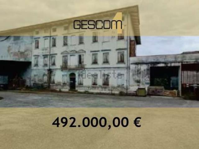 Case e ville in vendita di 516 m² in Via Roncade
