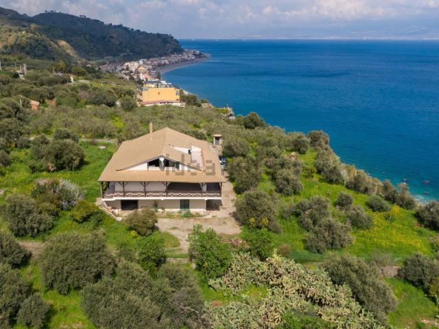 Case e ville in vendita di 519 m² in Contrada Cuturi