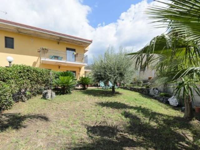 Case e ville in vendita di 520 m² in Via chianchitta